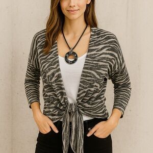 SUPER CUTE H&M LIGHT WEIGHT CARDIGAN ANIMAL PRINT,